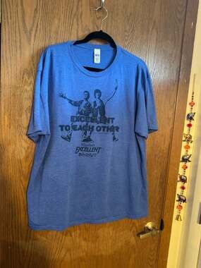 Bill and Ted’s excellent adventure 3XL blue shirt ￼M100